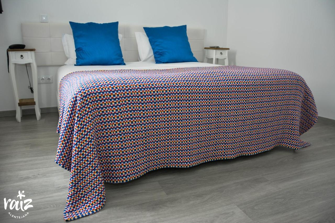 Raiz Alentejana Bed & Breakfast Reguengos de Monsaraz Exterior photo